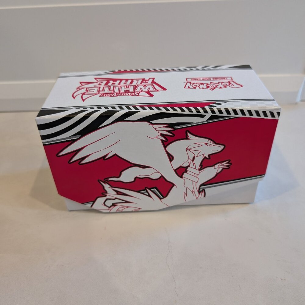 Pokémon TCG: Scarlet & Violet—White Flare Pokémon Center Elite Trainer Box
